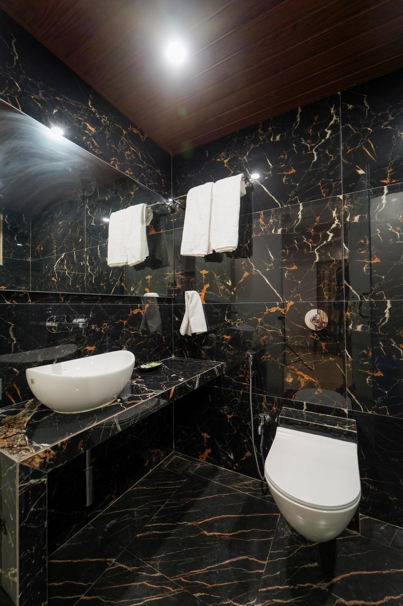 Hotel Bright Star ماهاباليشوار المظهر الخارجي الصورة